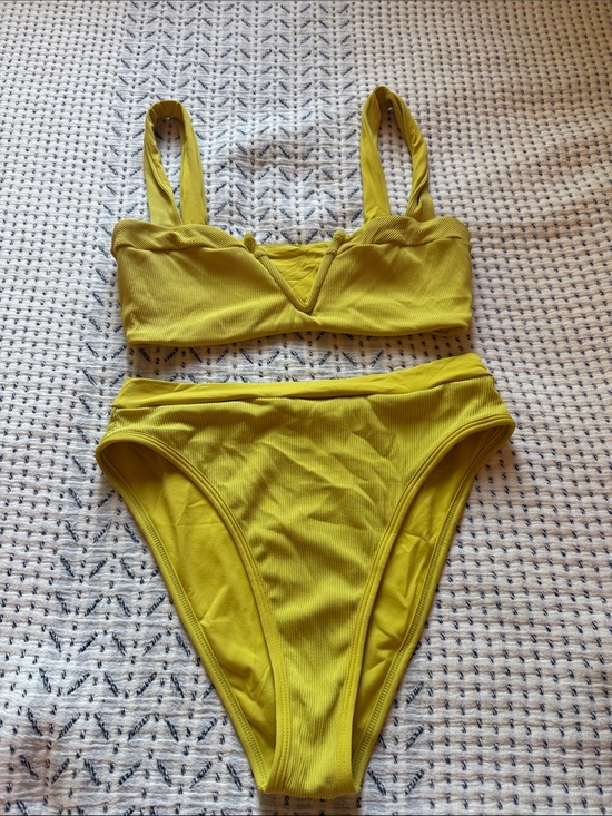 l*space Other - L*space Ribbed Olive-Green Two-Piece Bikini Set